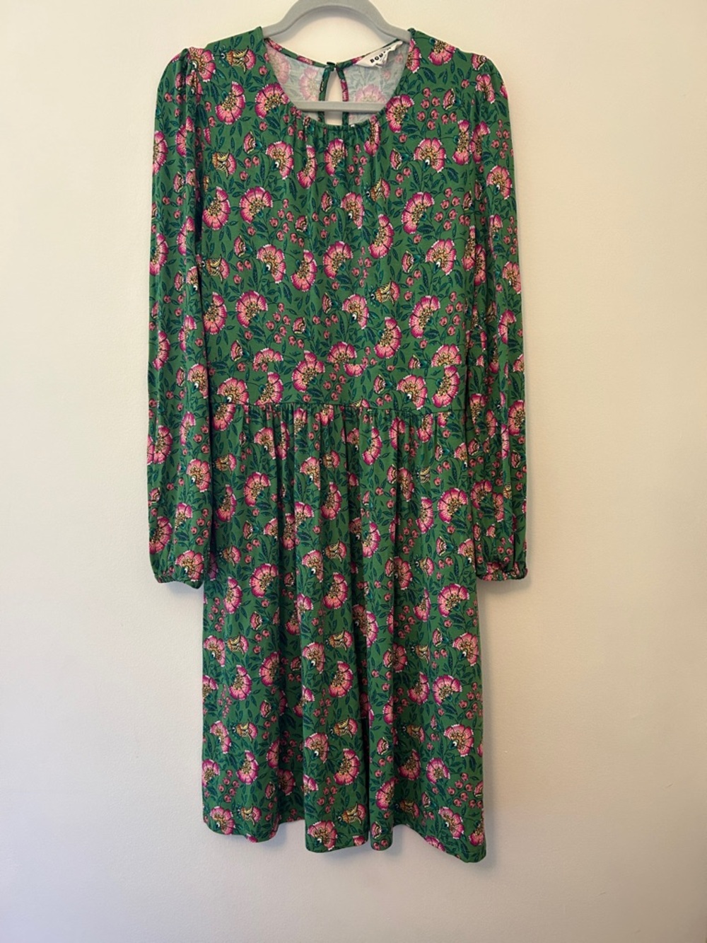 Boden Alexandra Blouson Jersey Dress in Paradise Green - Picture 3 of 8